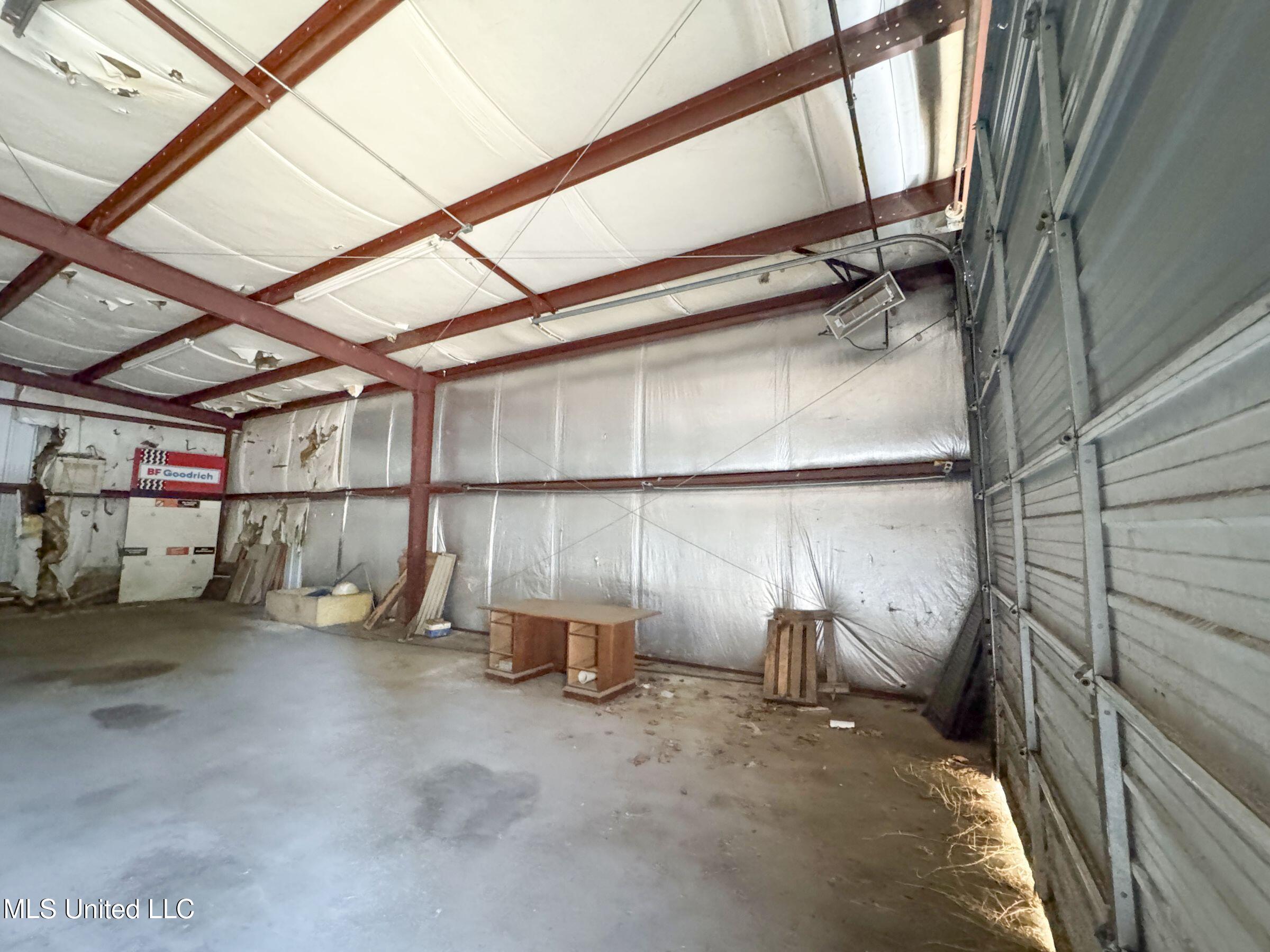 143 51 Property Photo 31