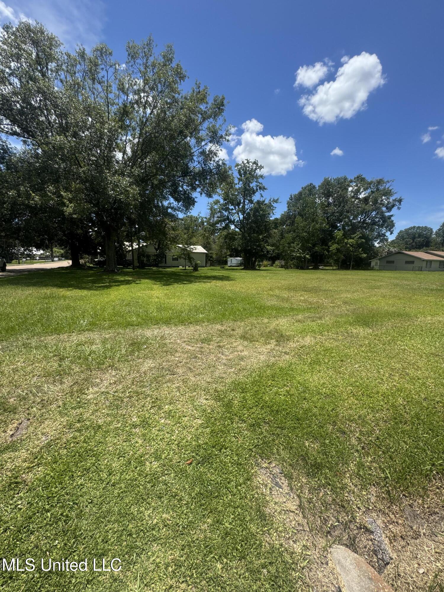 4331 Kreole Avenue Property Photo 2