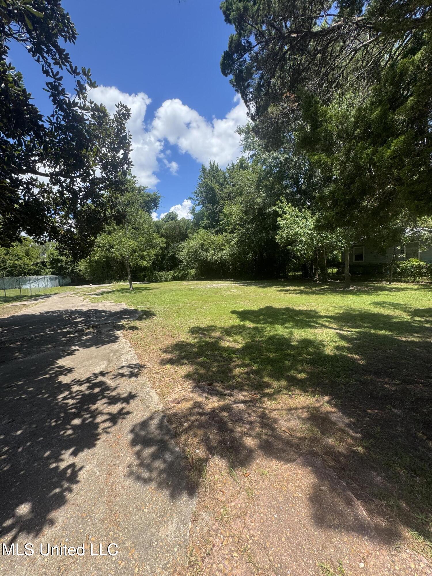 3403 Darryl Avenue Property Photo 3
