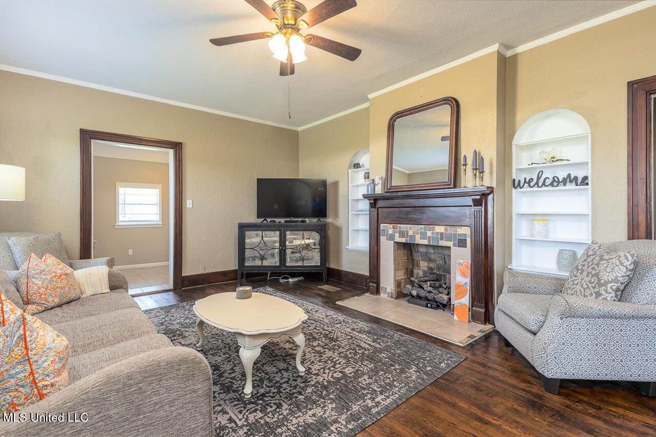9517 Highway 178 Property Photo 13
