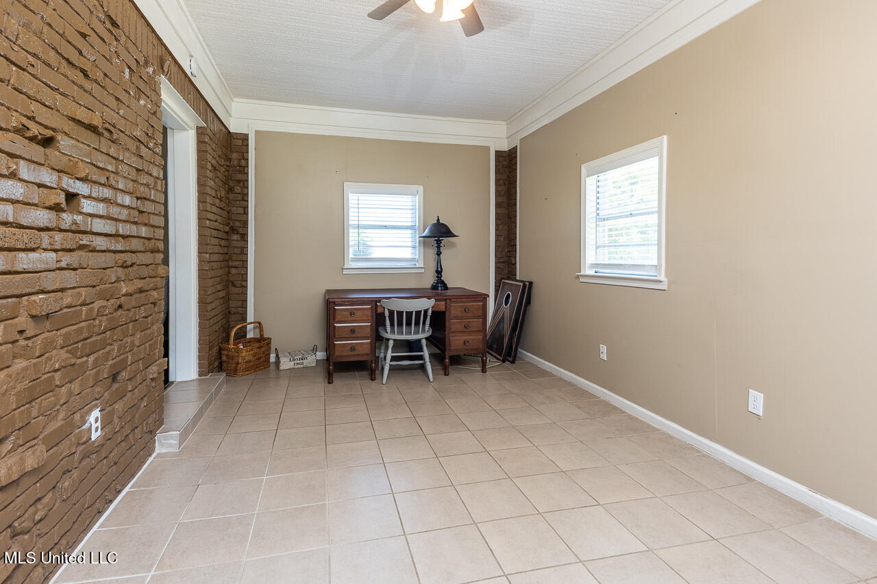 9517 Highway 178 Property Photo 16
