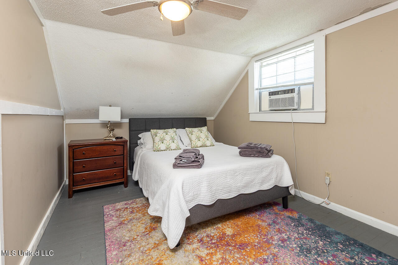 9517 Highway 178 Property Photo 21