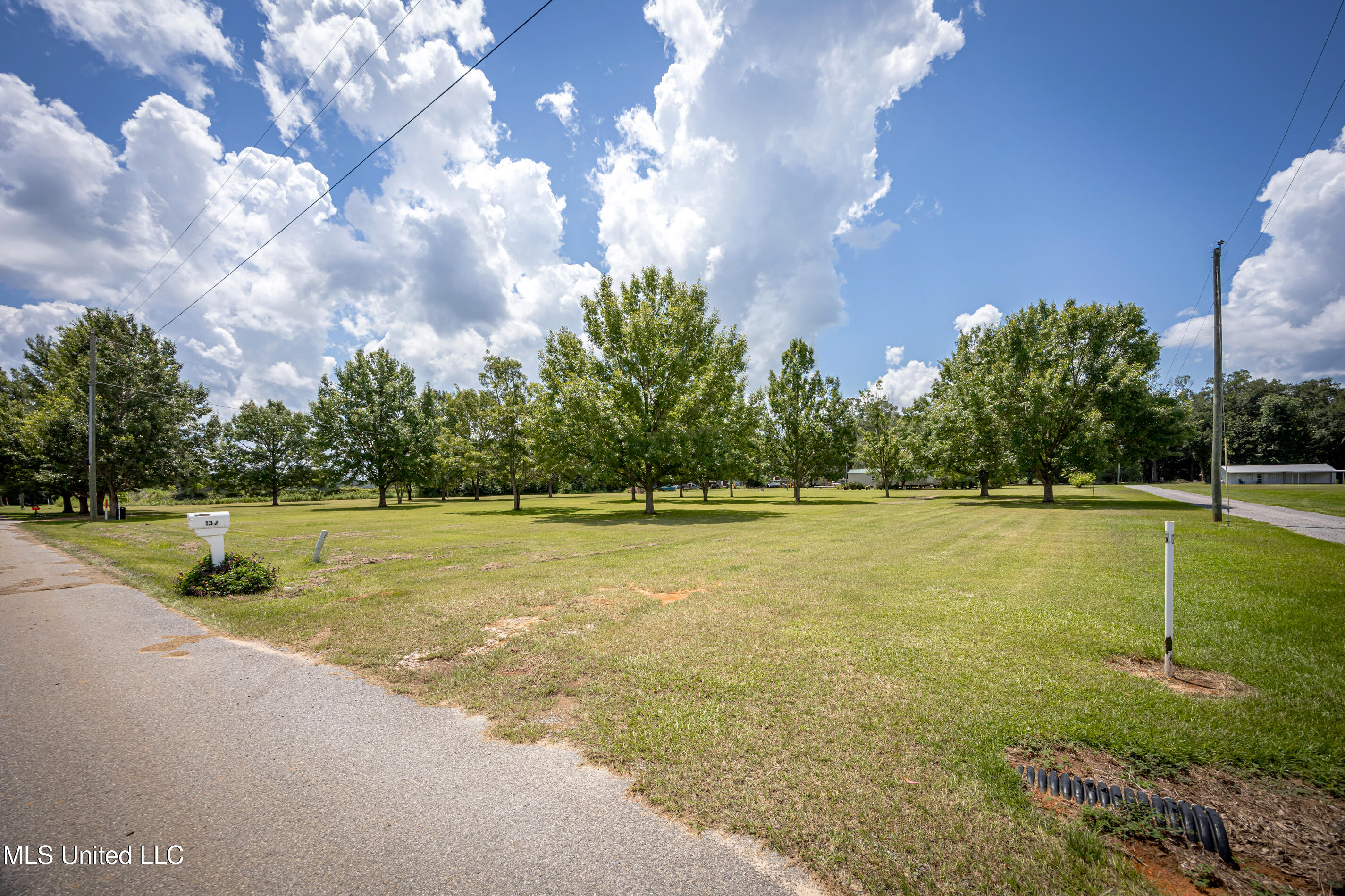 139 Archey Lane Property Photo 5