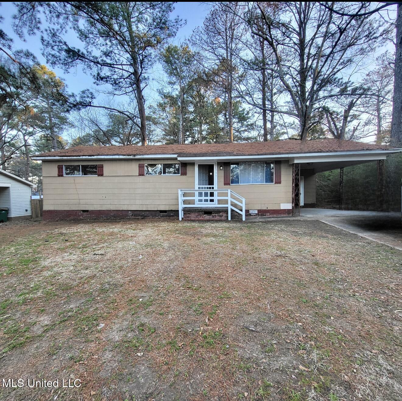 1551 Maria Drive Property Photo 1