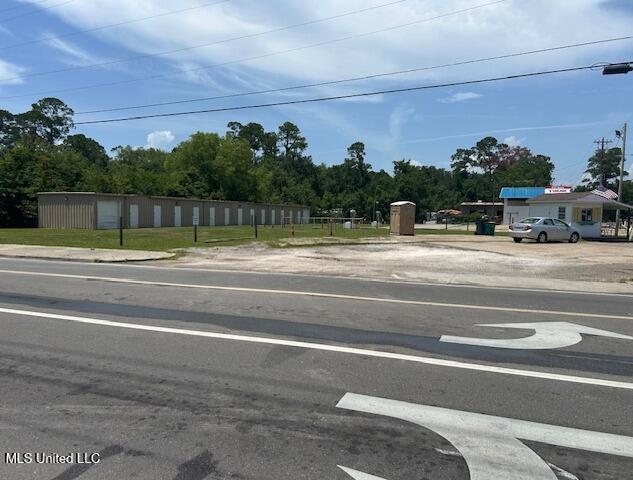 601 Klondyke Road Road Property Photo 3