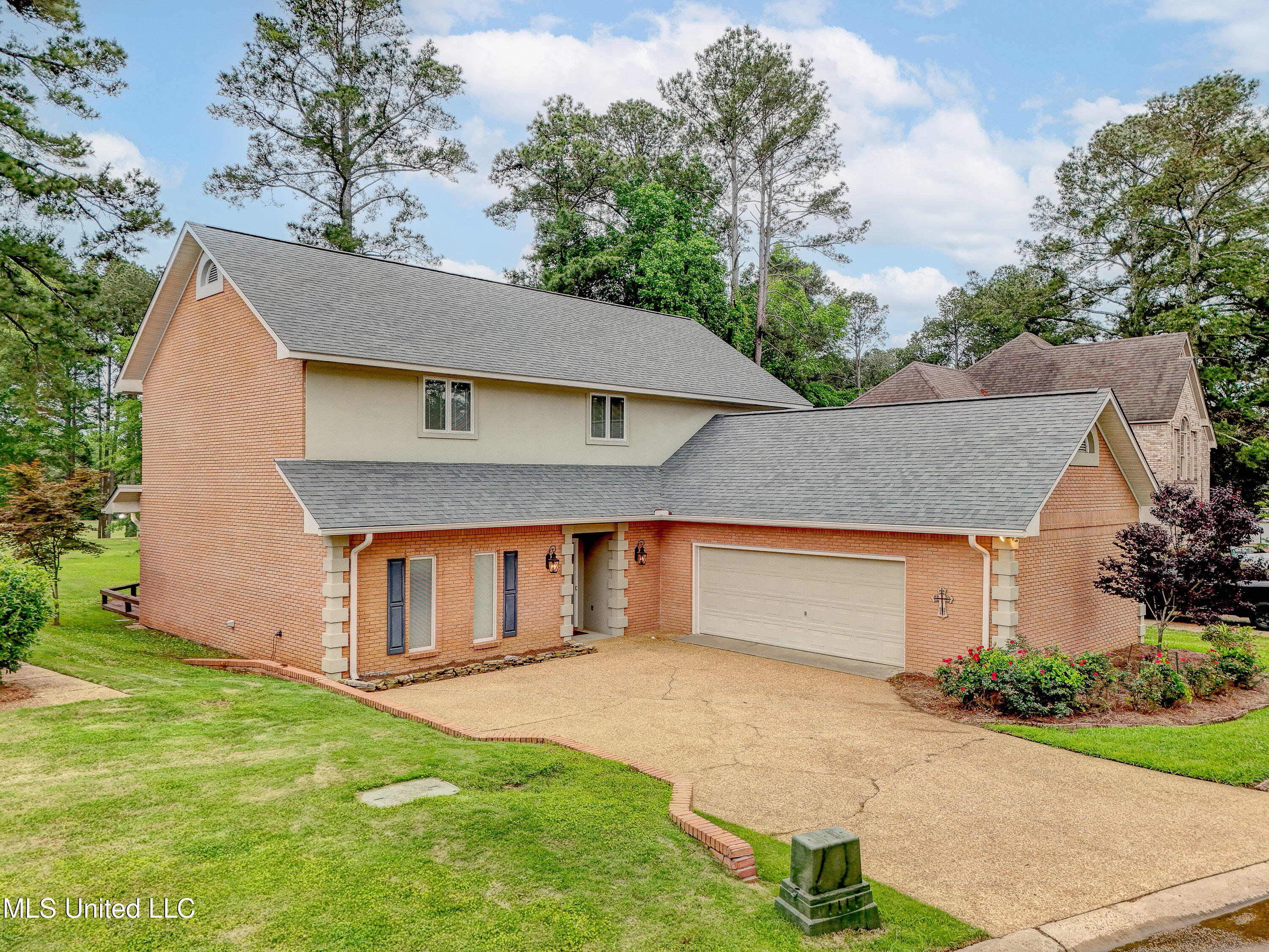 3099 E Fairway Drive Property Photo 1