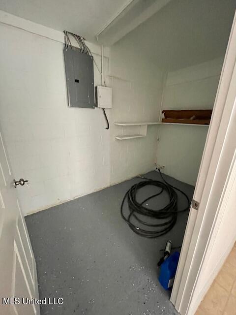 4015 2nd Street Property Photo 9