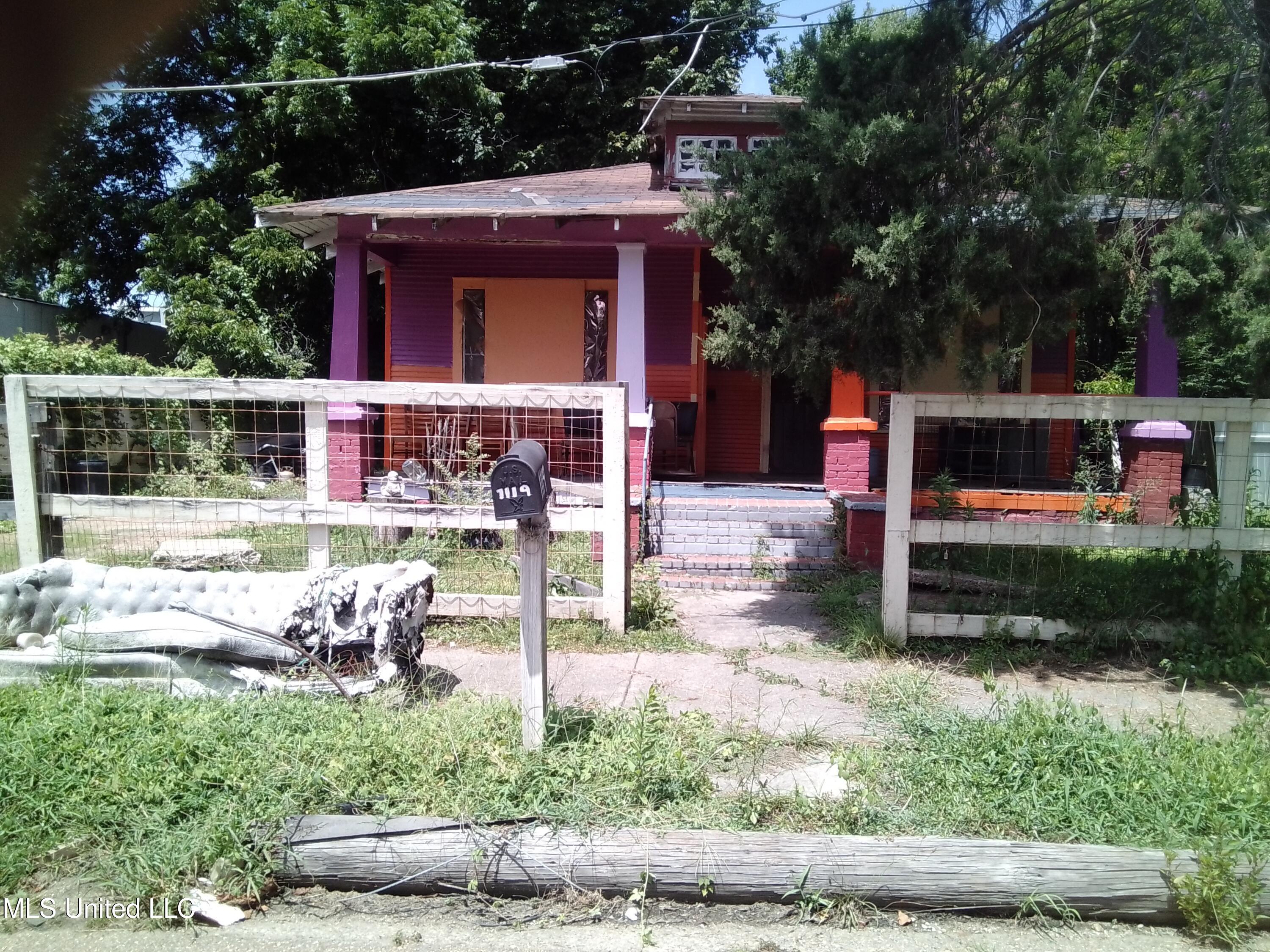 1119 Hunter Street Property Photo 1