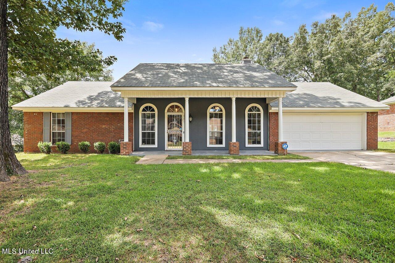 405 Greenmont Drive Property Photo 1