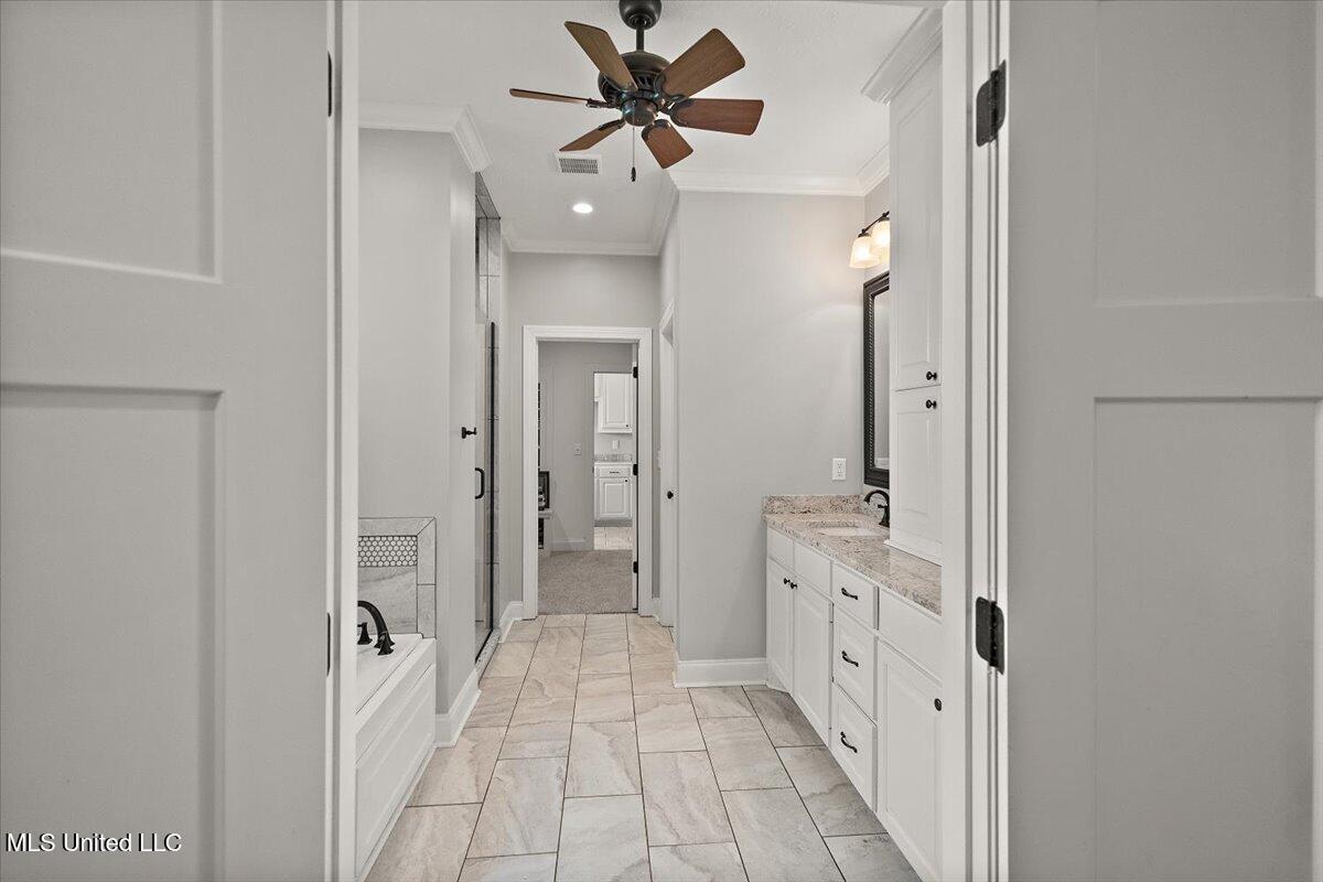 311 E Brandon Court Property Photo 19
