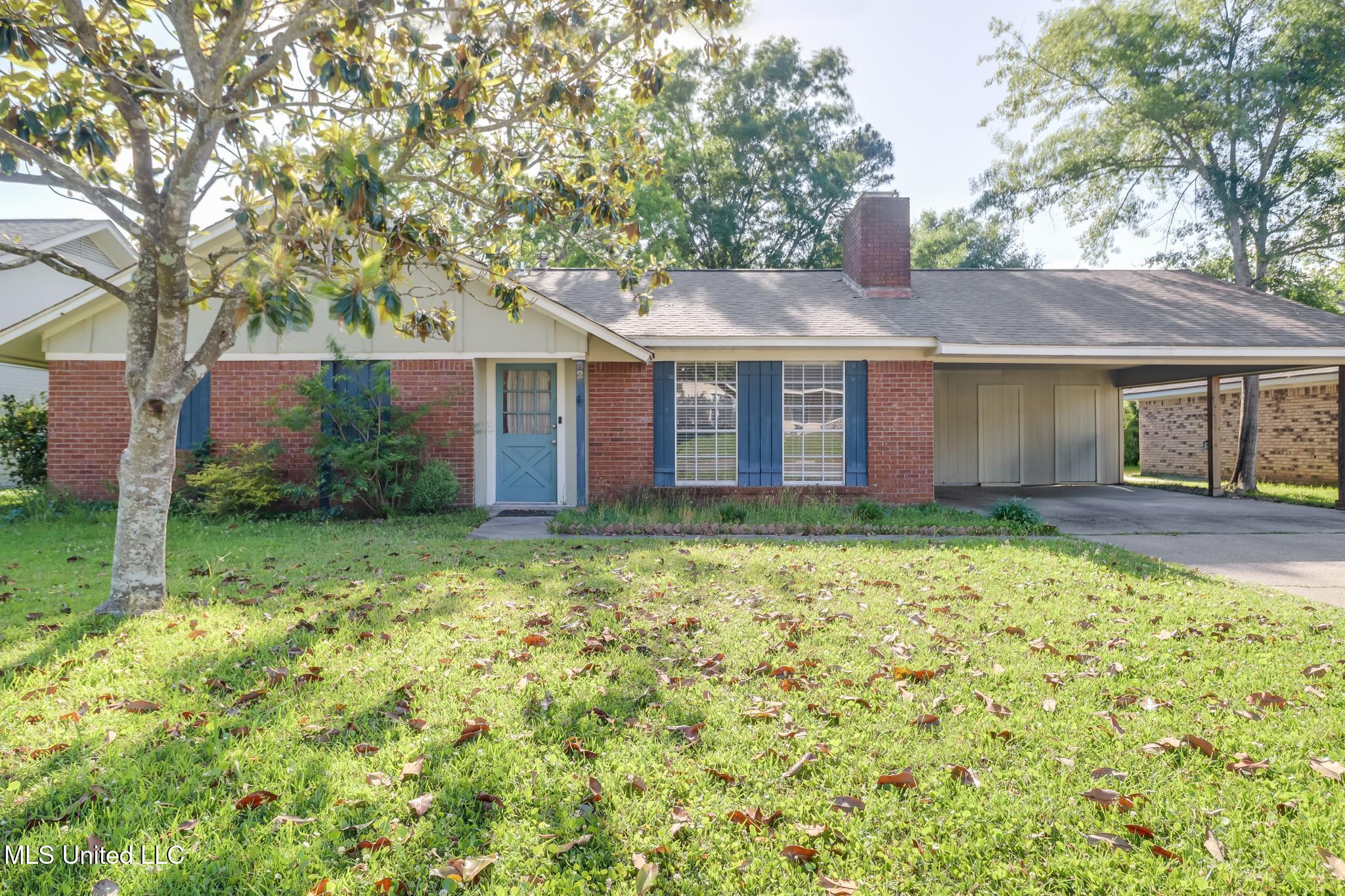 827 Carolee Circle Property Photo 1