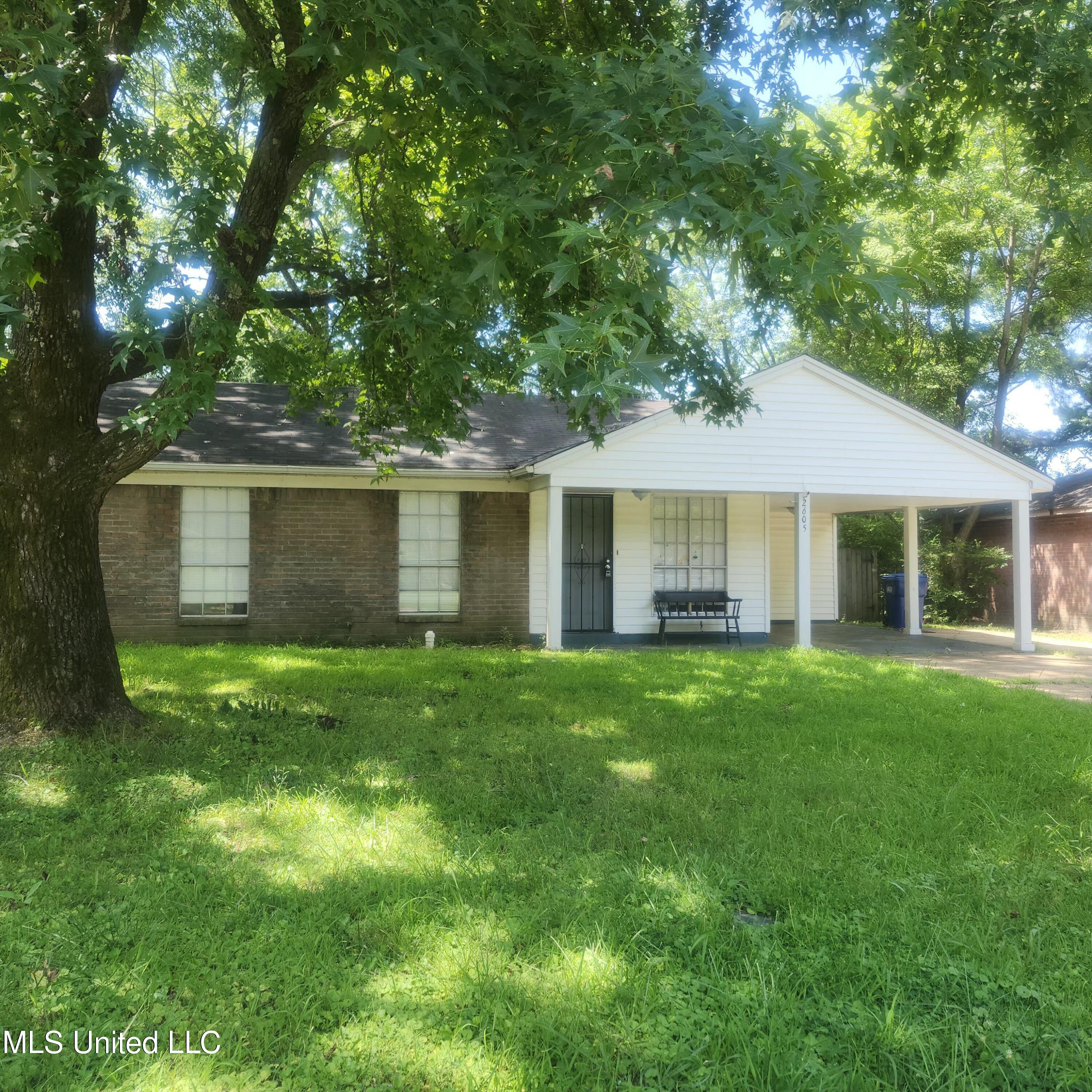 2605 Valleybrook Road Property Photo 1