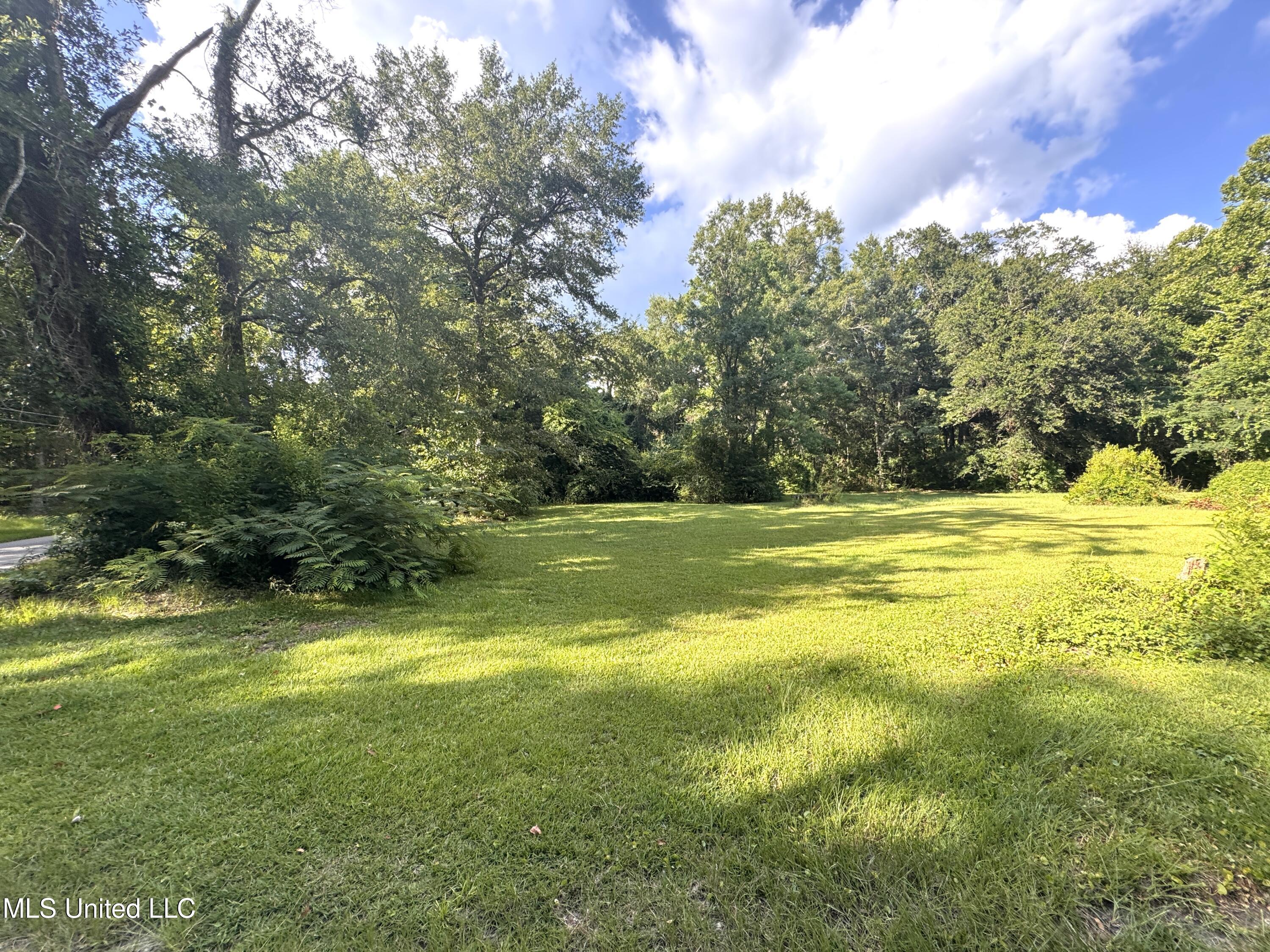 12 Zettel Road Property Photo 11