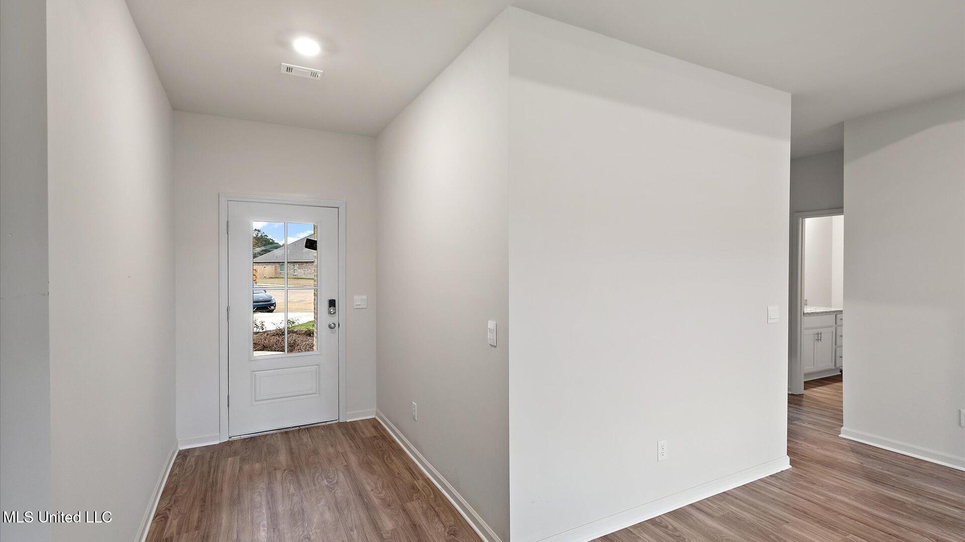 418 Piney Drive Property Photo 5