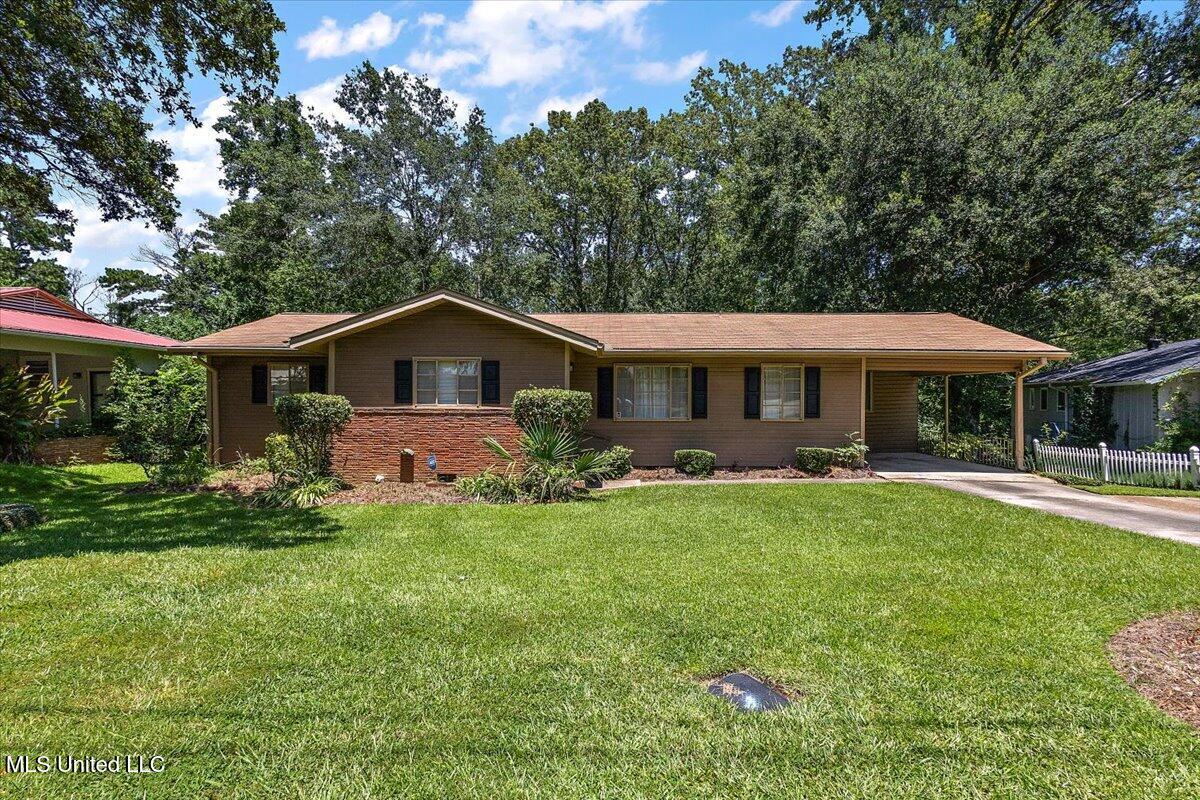 216 Pine Ridge Road Property Photo