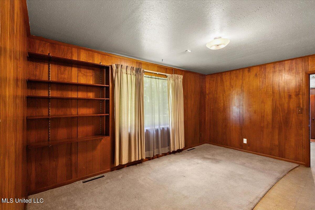 216 Pine Ridge Road Property Photo 8