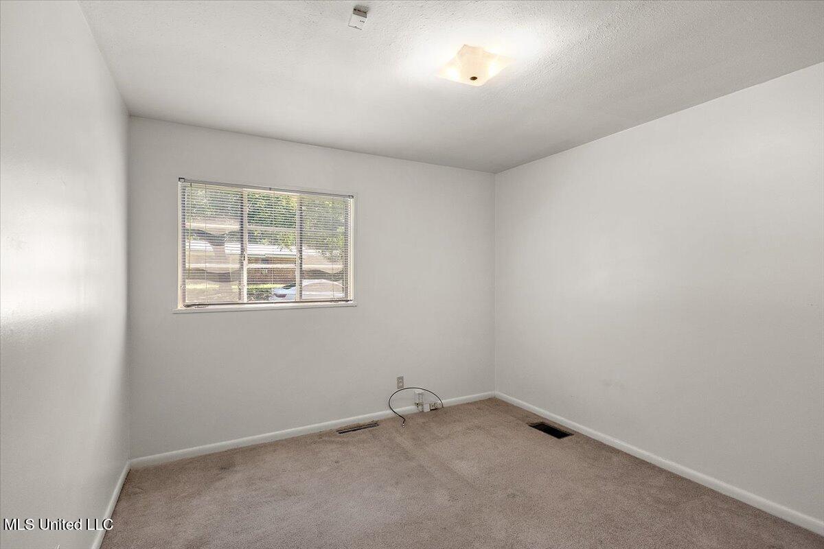 216 Pine Ridge Road Property Photo 17
