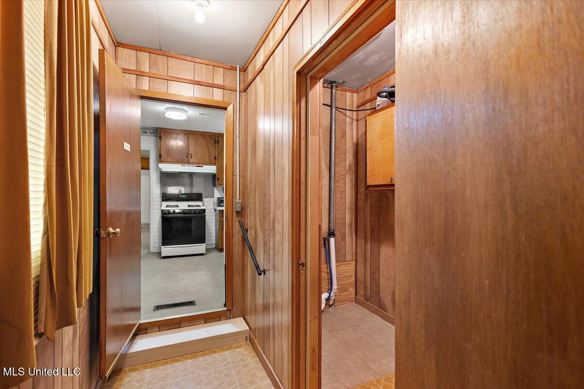 216 Pine Ridge Road Property Photo 18