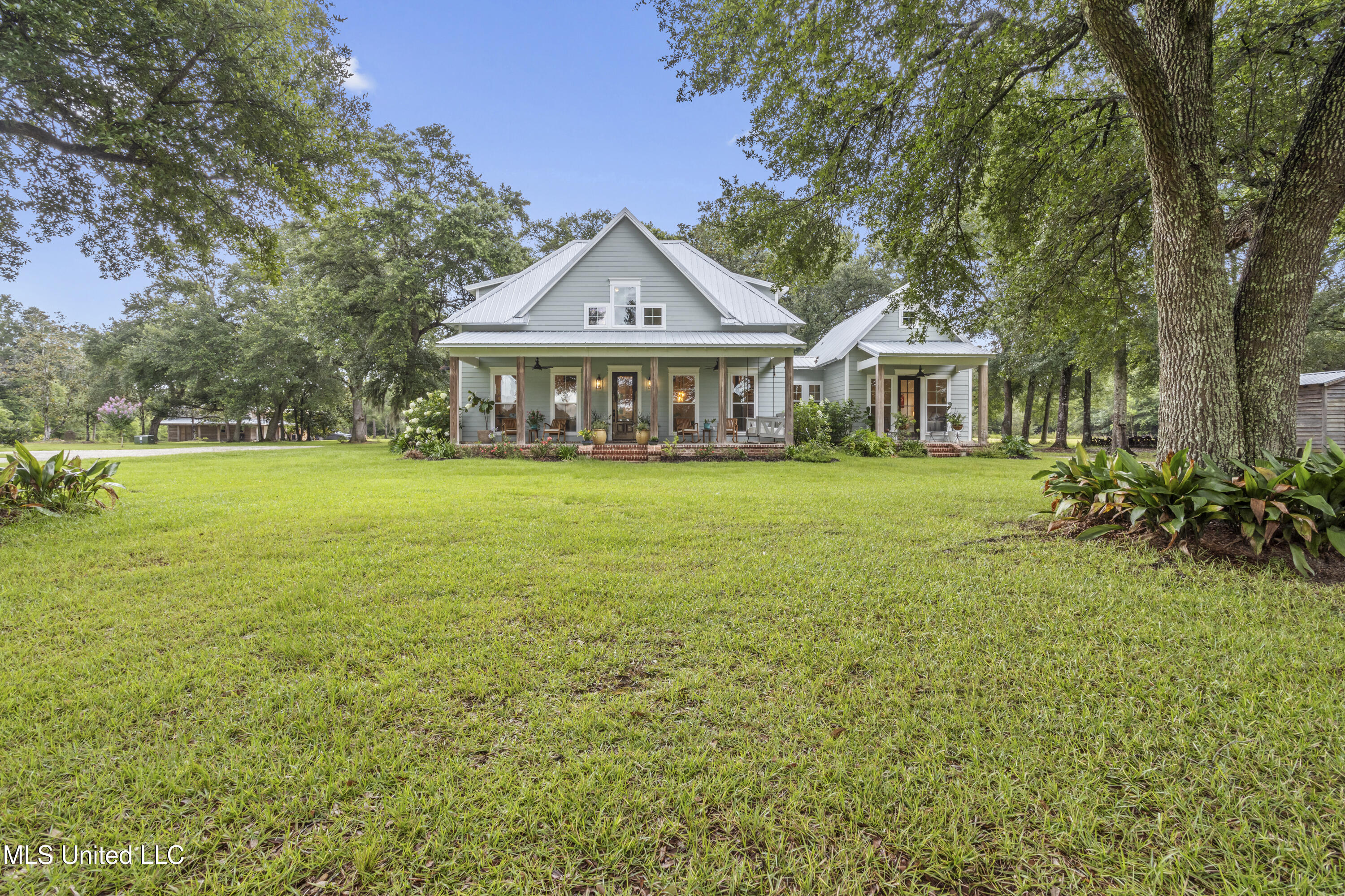 10000 Cherokee Rose Road Property Photo