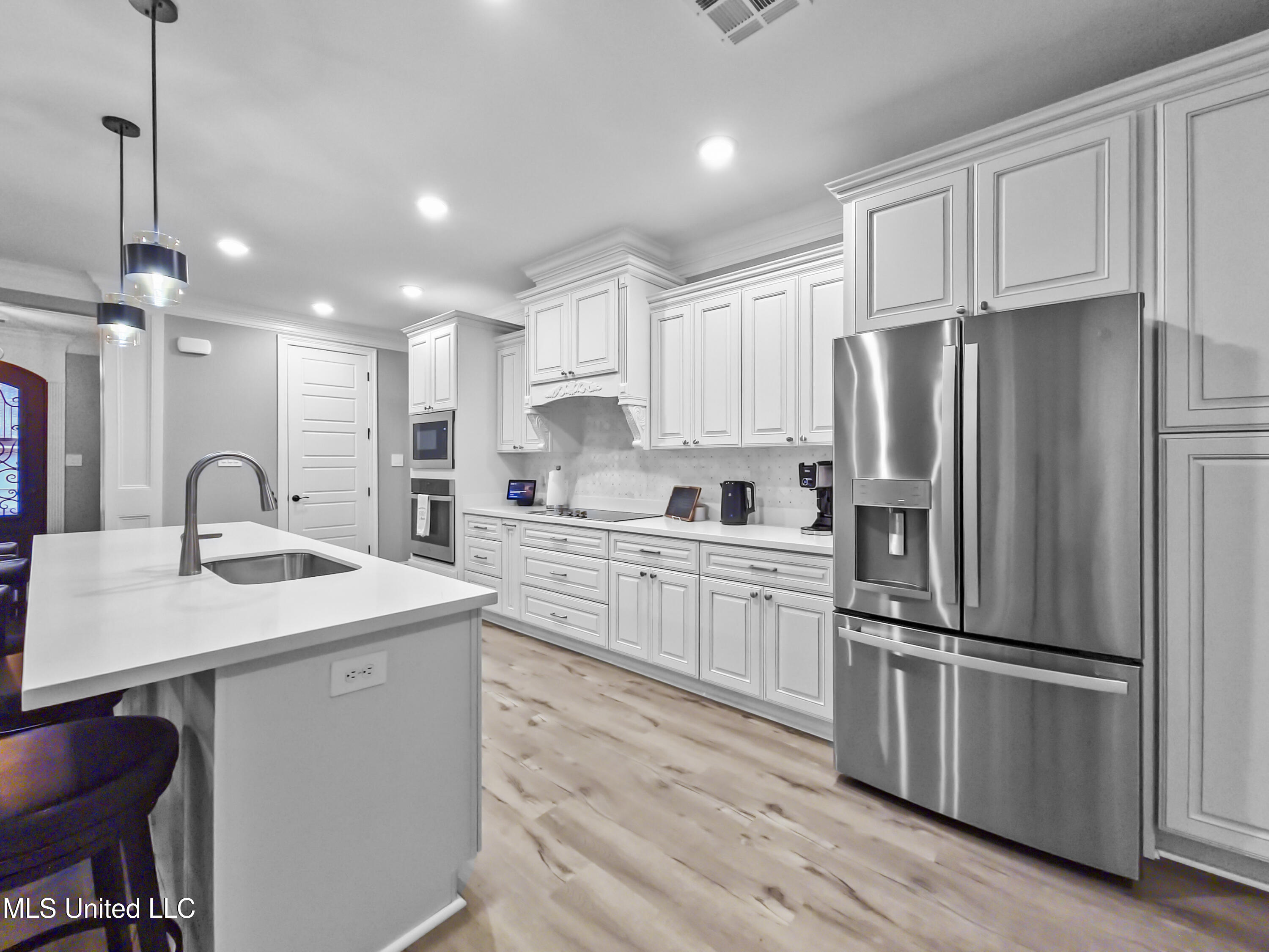 13589 Deer Field Drive Property Photo 21