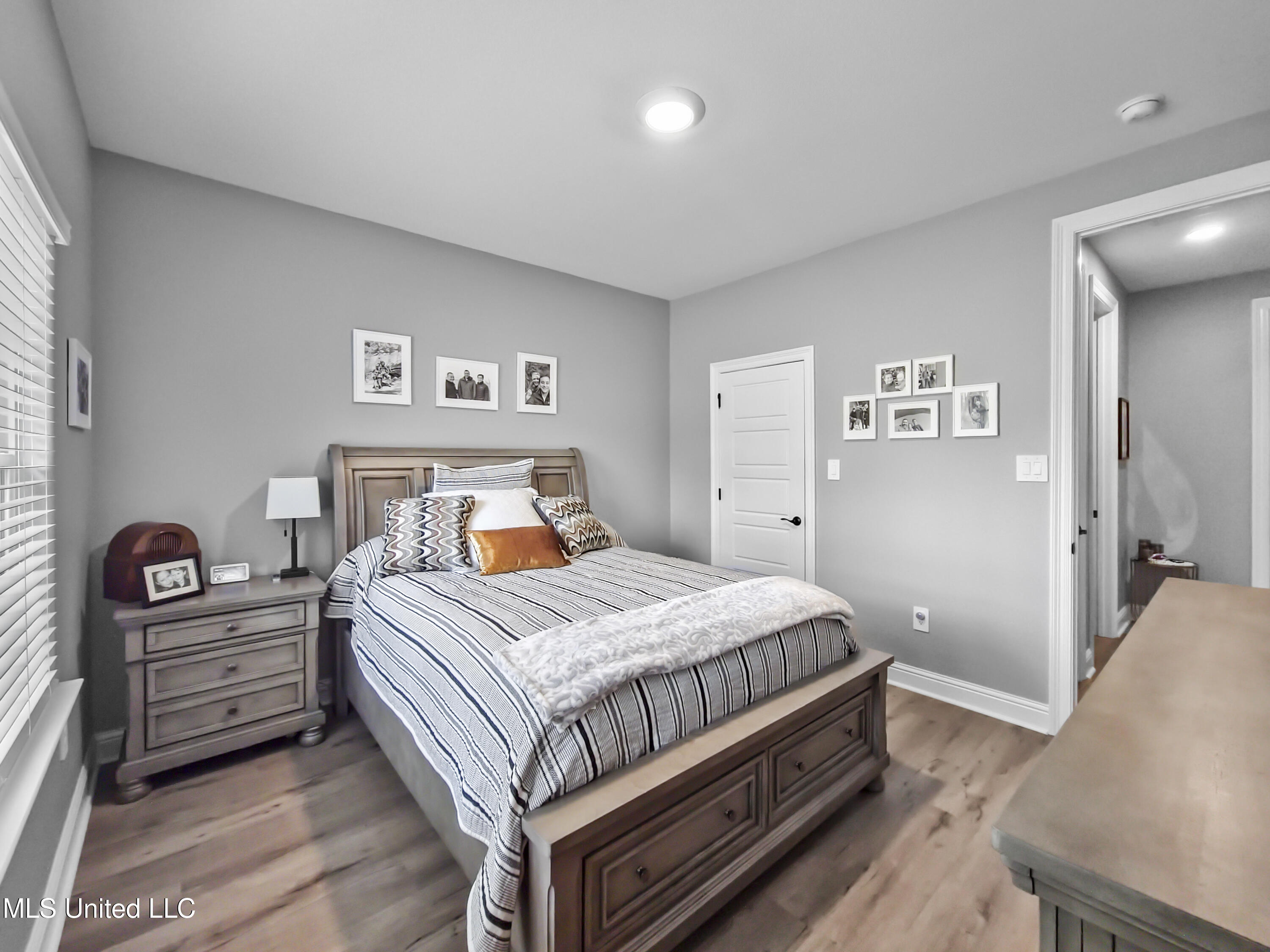 13589 Deer Field Drive Property Photo 29