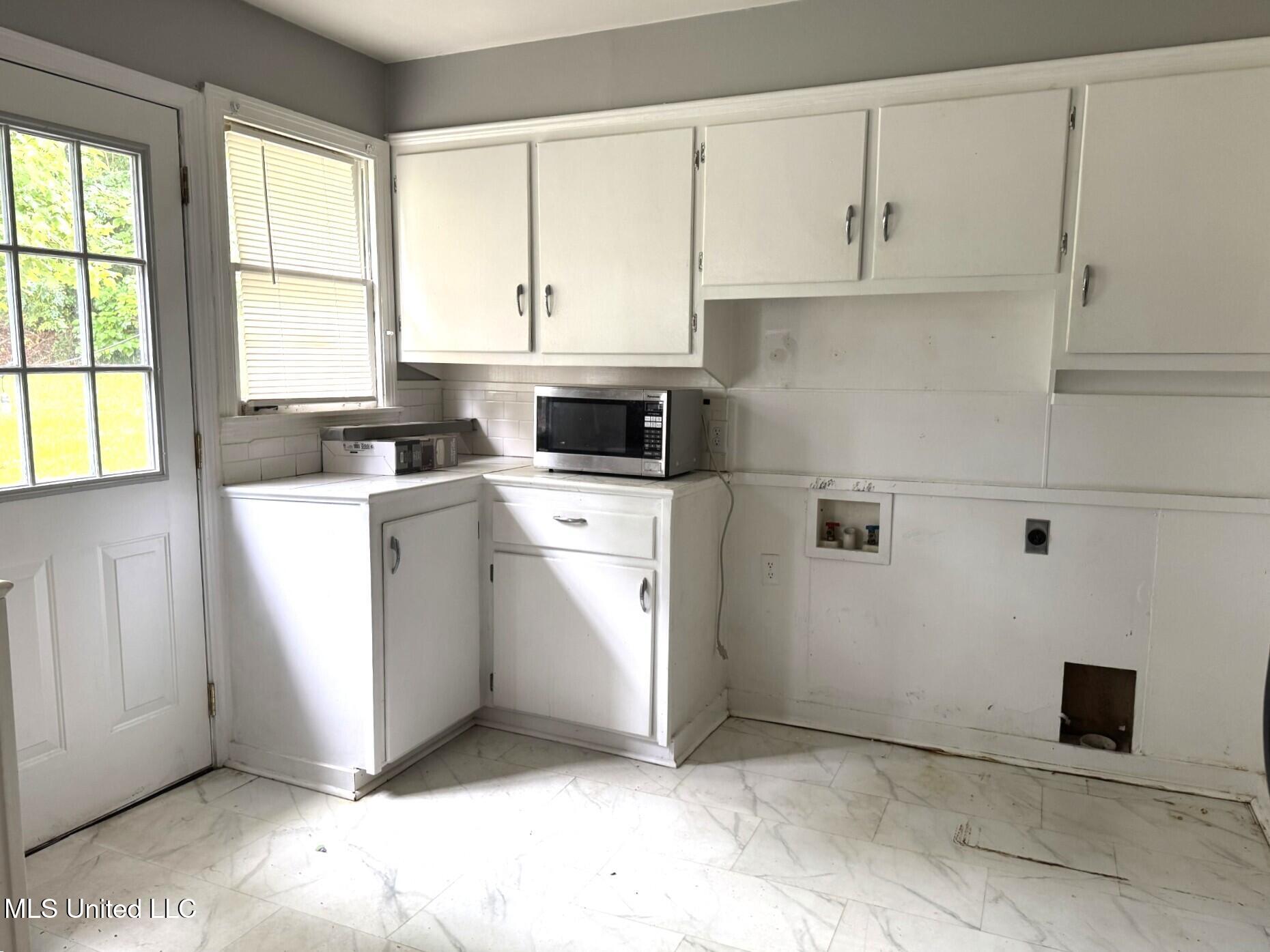 552 Ratcliff Place Property Photo 8