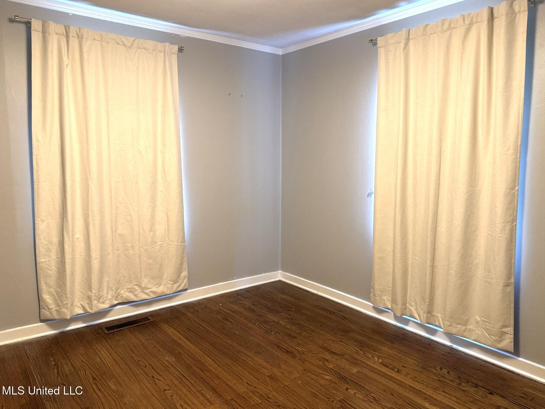 552 Ratcliff Place Property Photo 12
