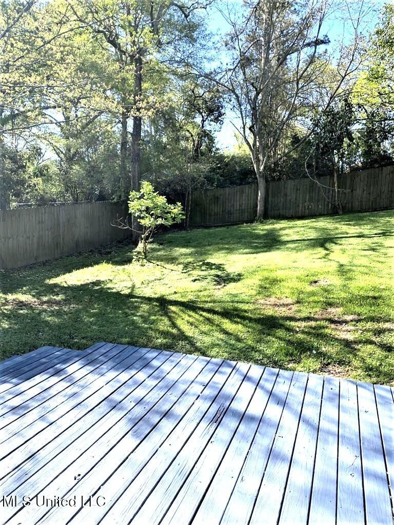 552 Ratcliff Place Property Photo 16