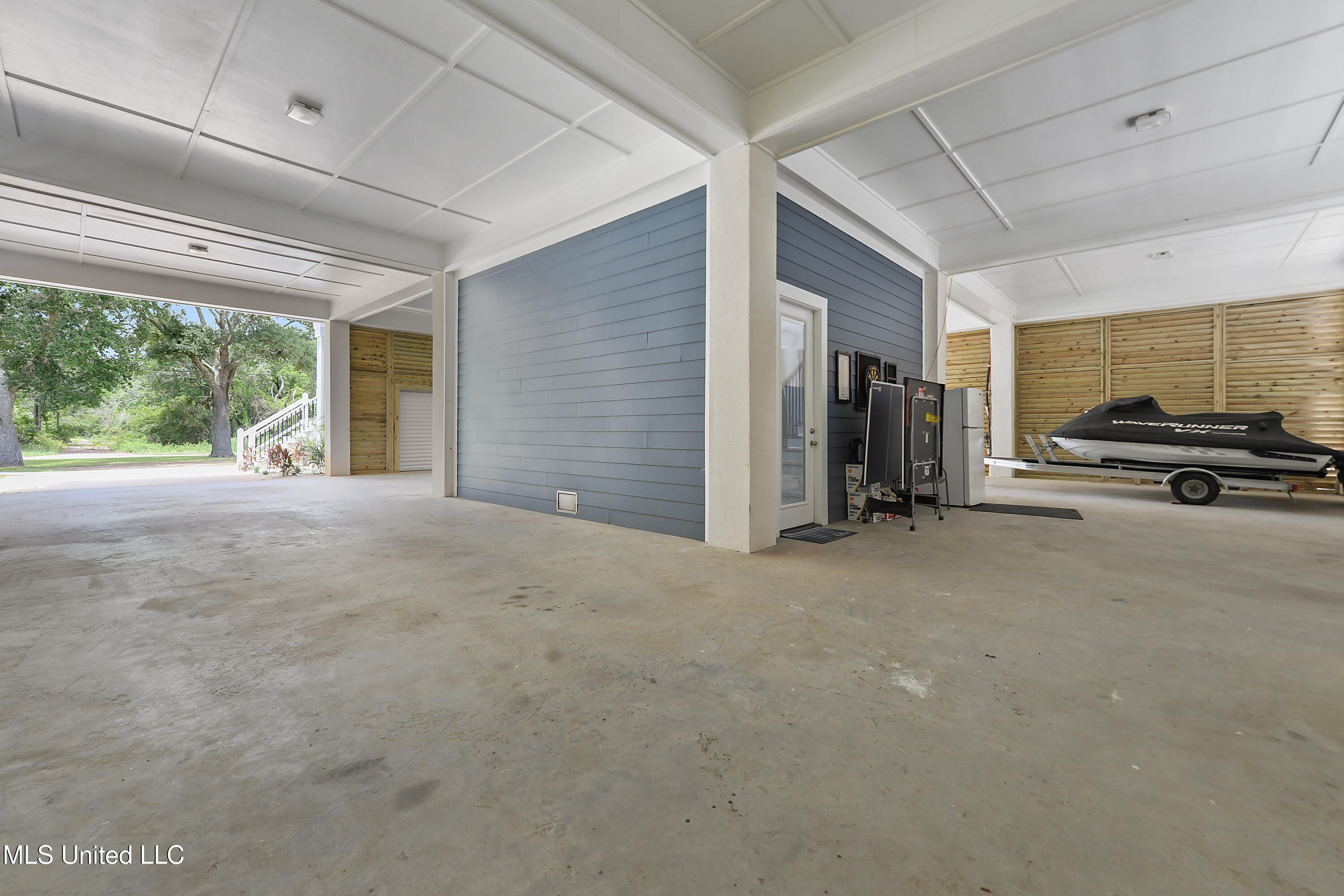 4727 E Belle Fontaine Road Property Photo 57