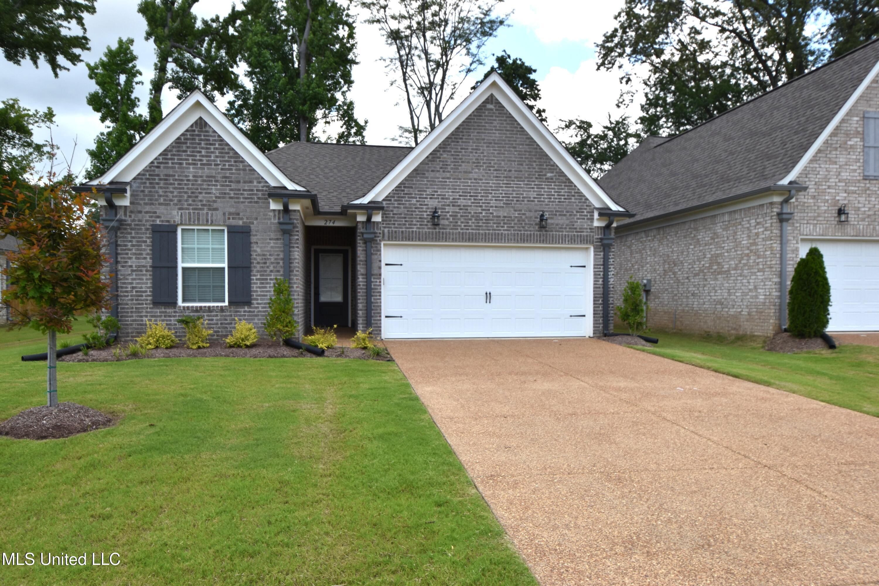274 Flower Garden Drive Property Photo 1