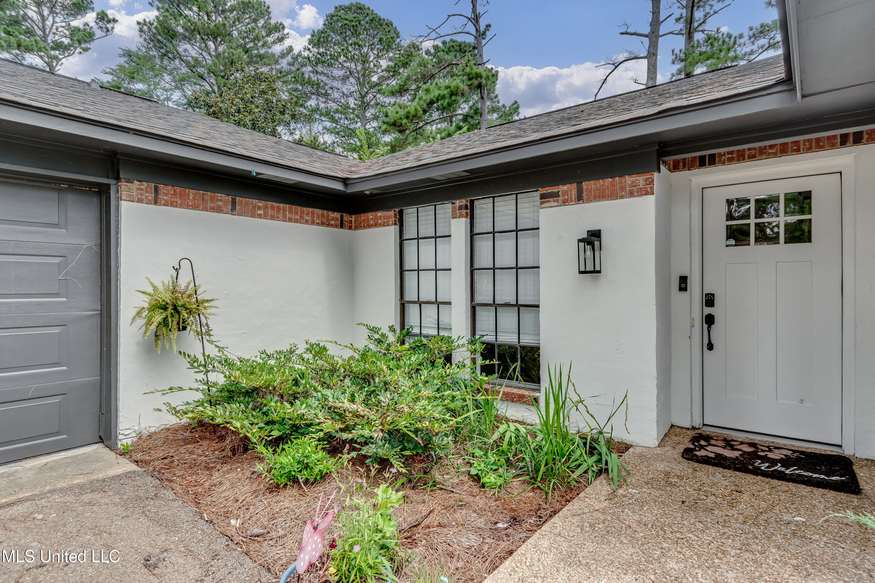 112 Plum Tree Road Property Photo