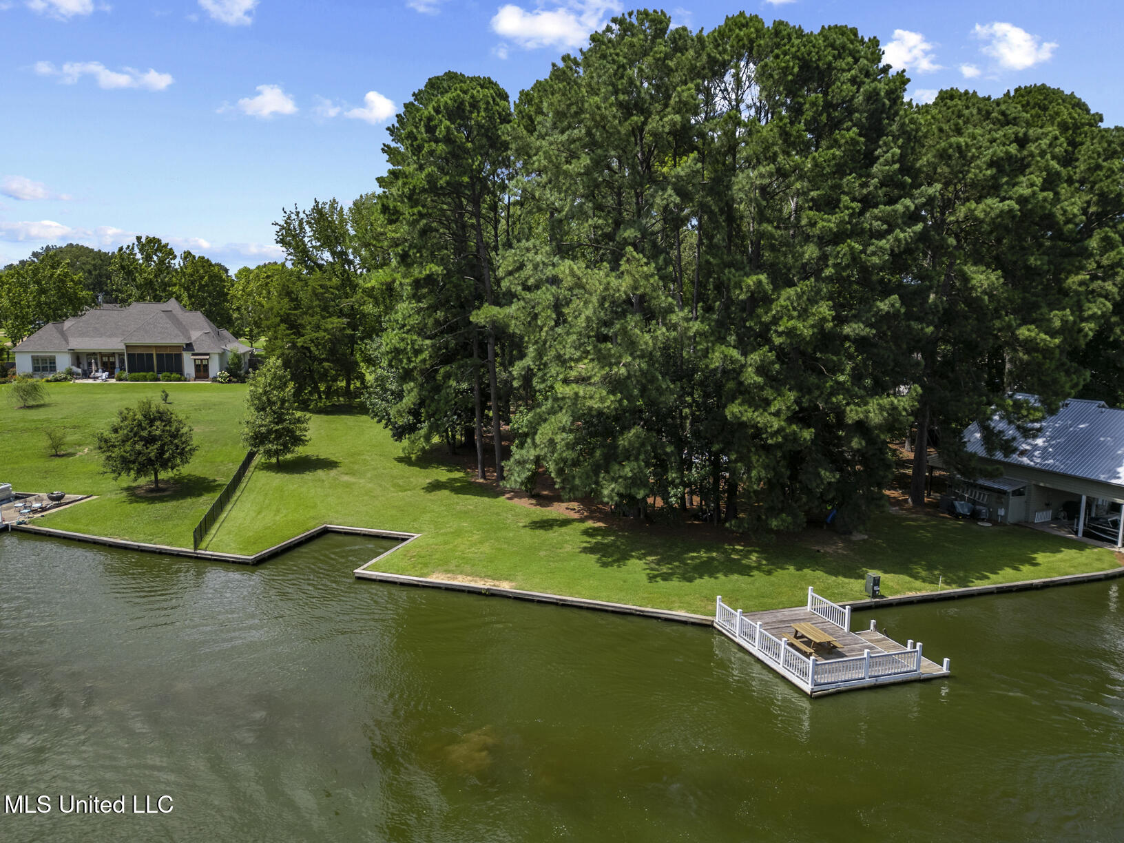 106 Savannah Bend Property Photo 12