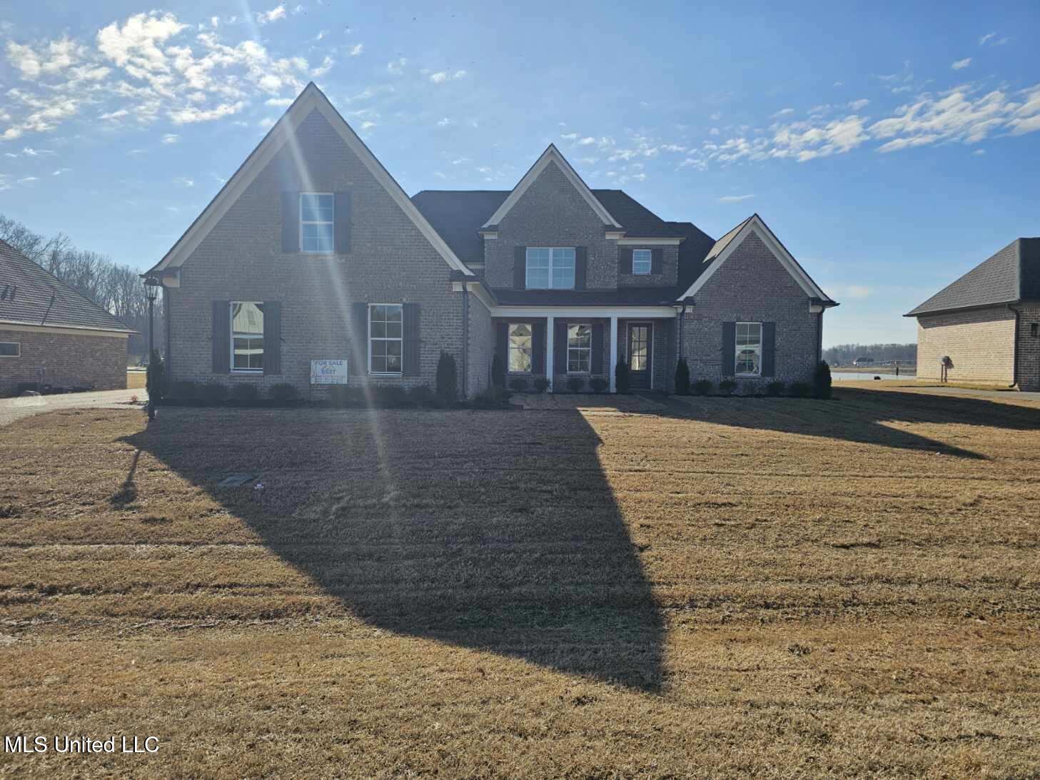 2255 Livingston Way Property Photo 1