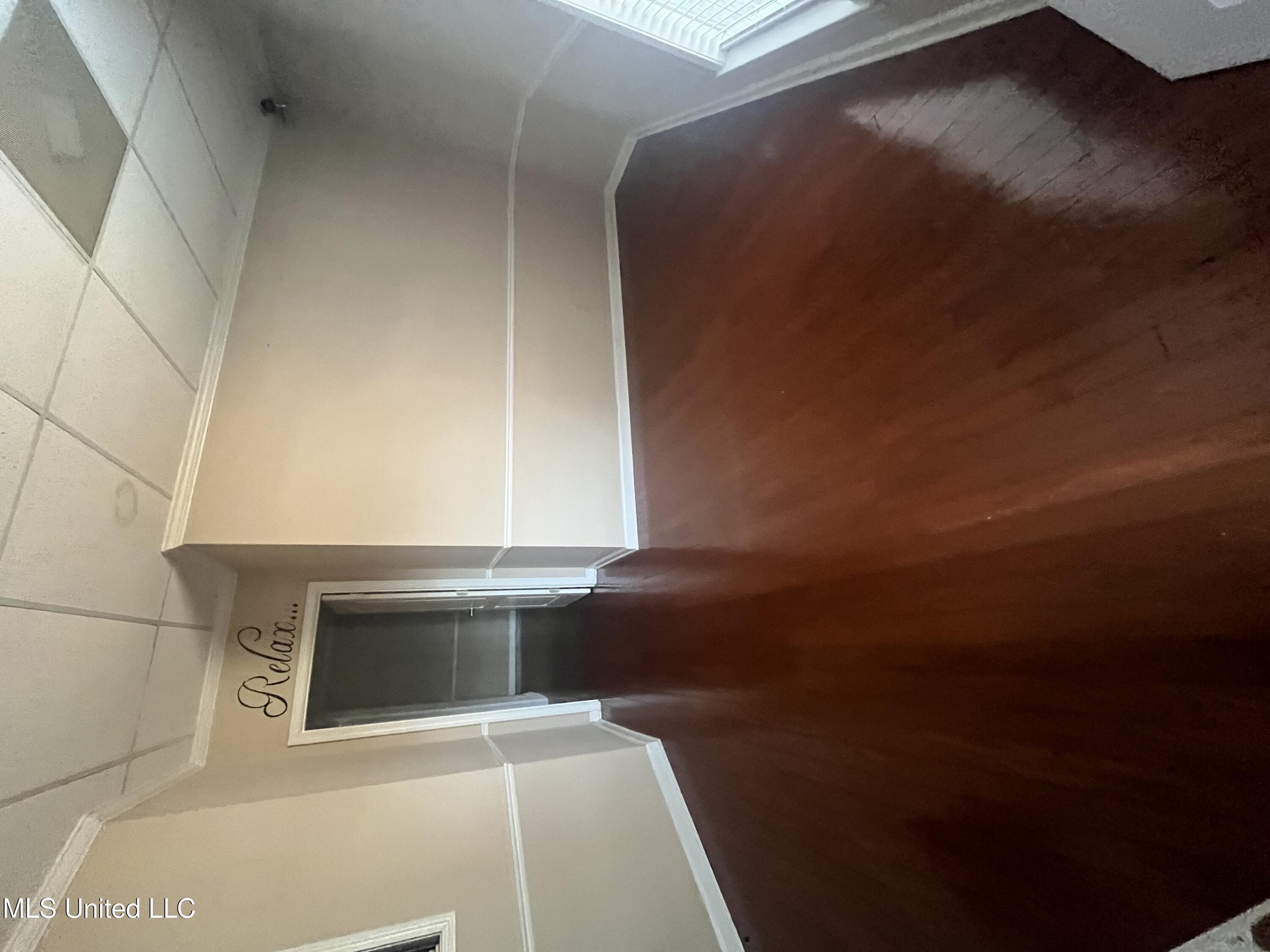 7145 Swinnea Road Property Photo 1