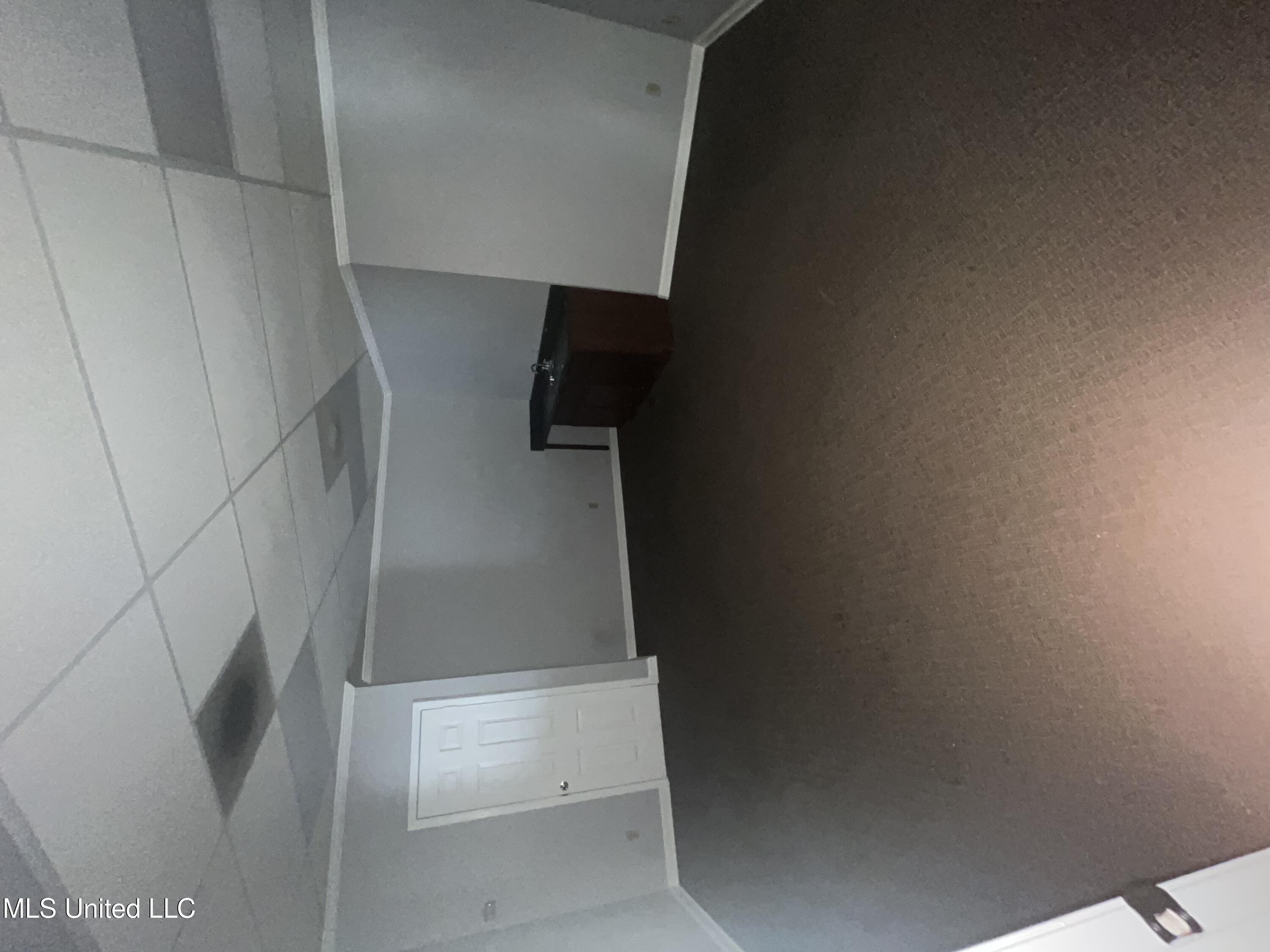 7145 Swinnea Road Property Photo 6
