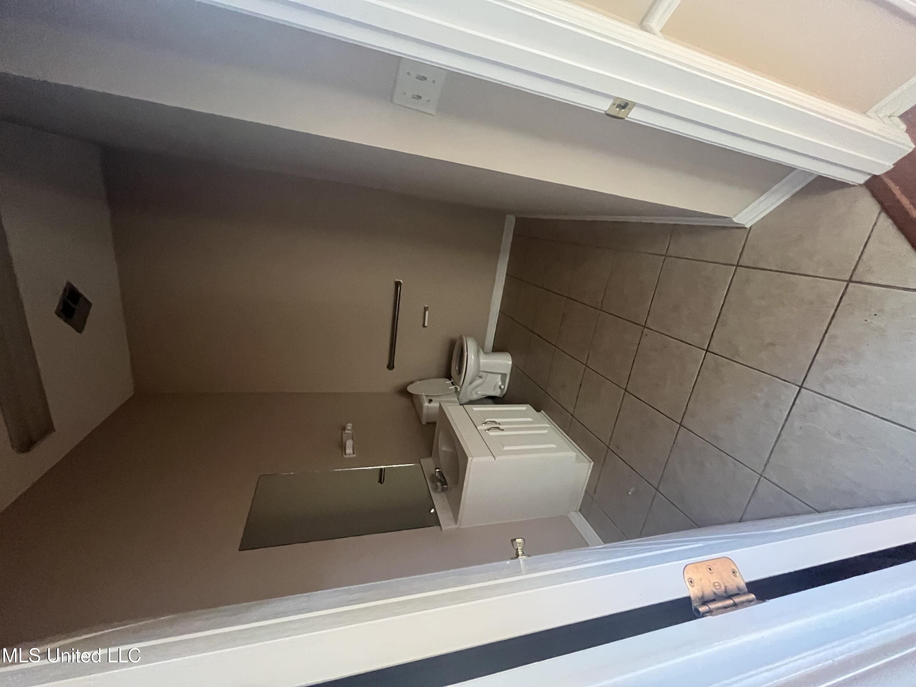 7145 Swinnea Road Property Photo 12