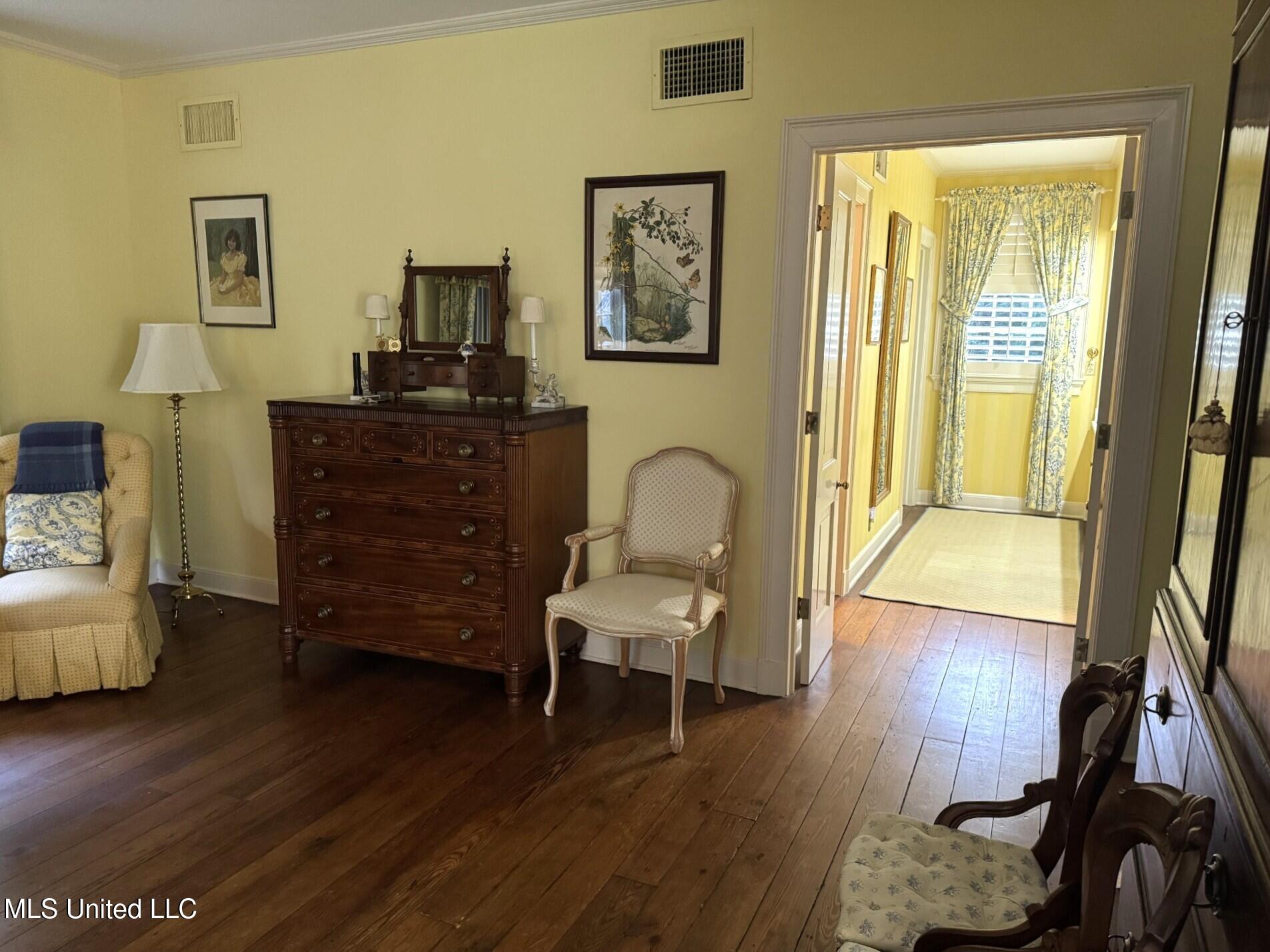 200 Devereaux Drive Property Photo 50