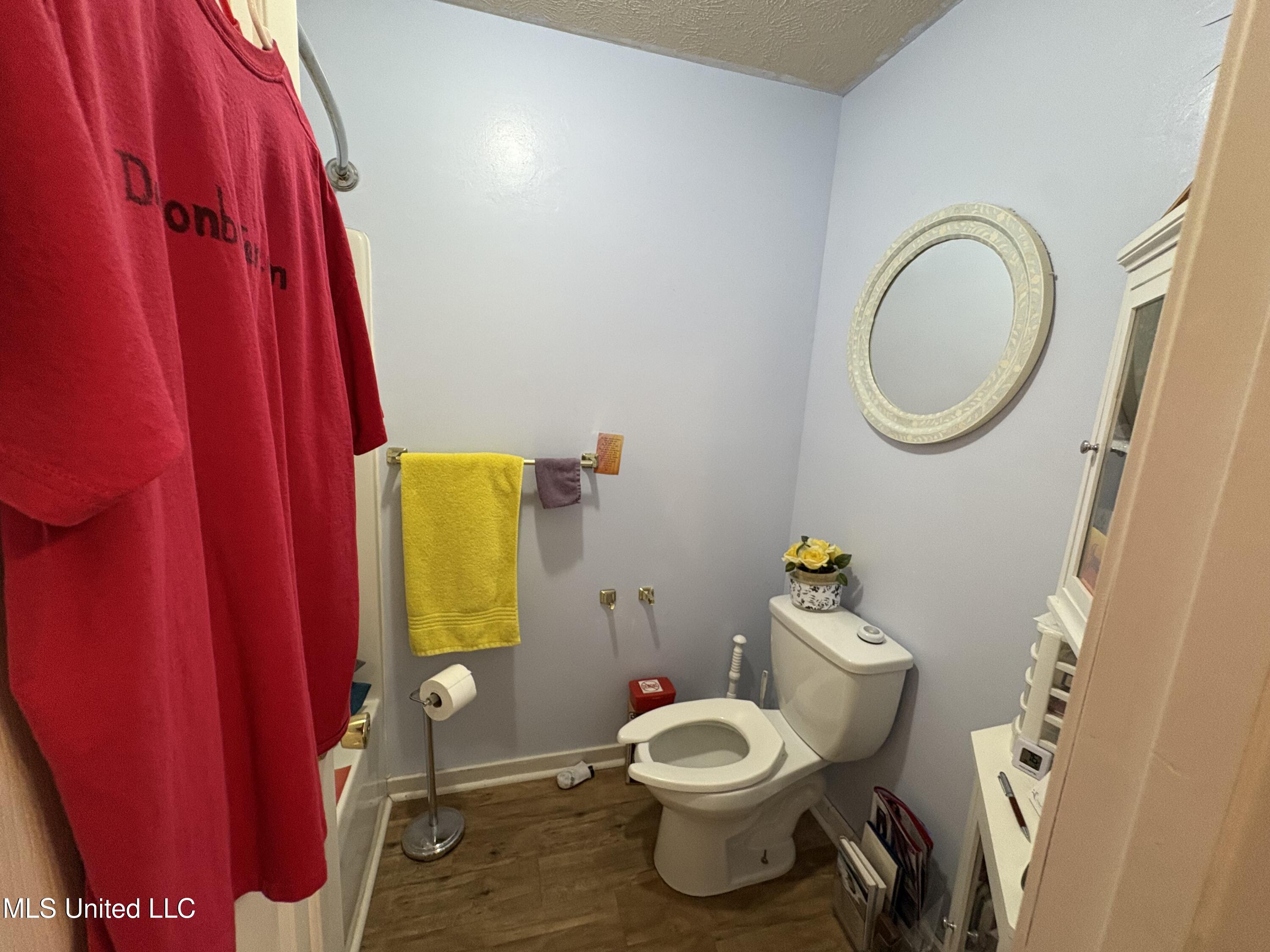 1941 Christine Drive Property Photo 17