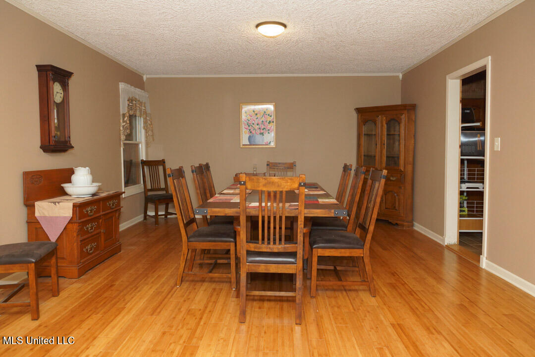 3767 Springridge Road Property Photo 12
