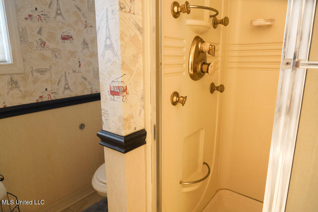 3767 Springridge Road Property Photo 20