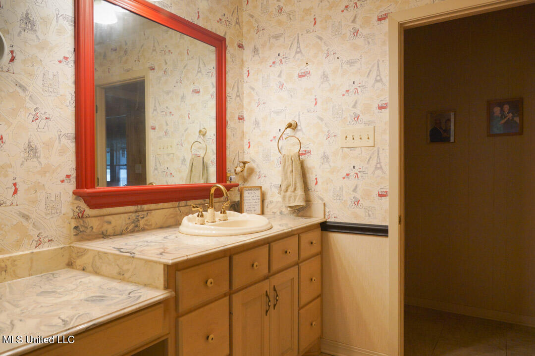 3767 Springridge Road Property Photo 22