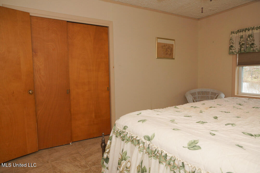 3767 Springridge Road Property Photo 24