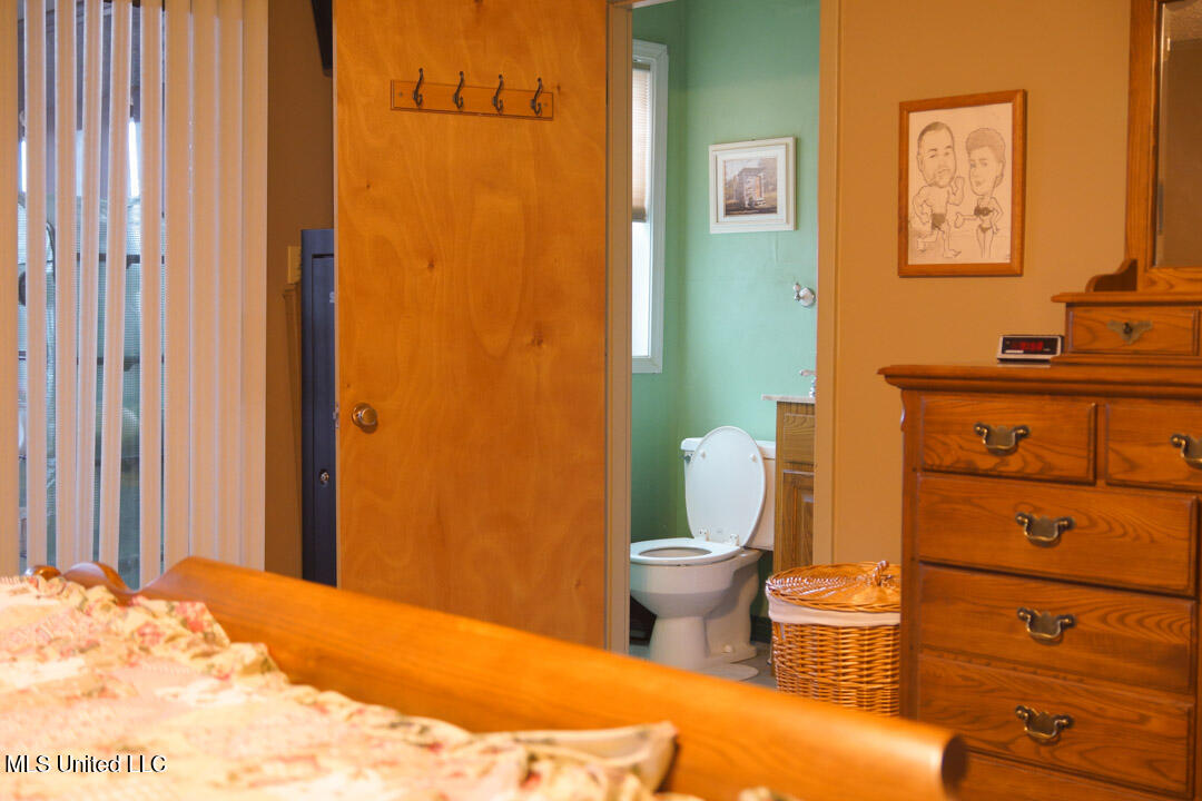 3767 Springridge Road Property Photo 28