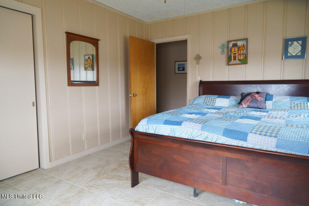 3767 Springridge Road Property Photo 31