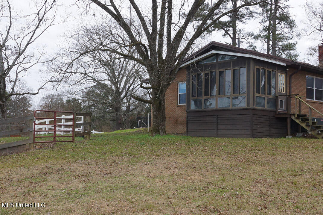 3767 Springridge Road Property Photo 45