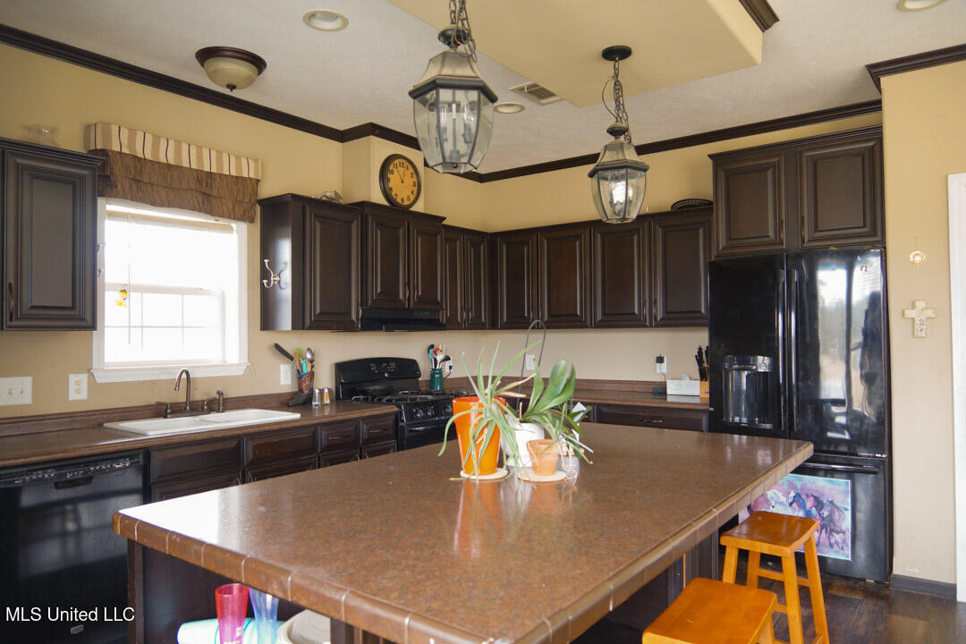 3767 Springridge Road Property Photo 54
