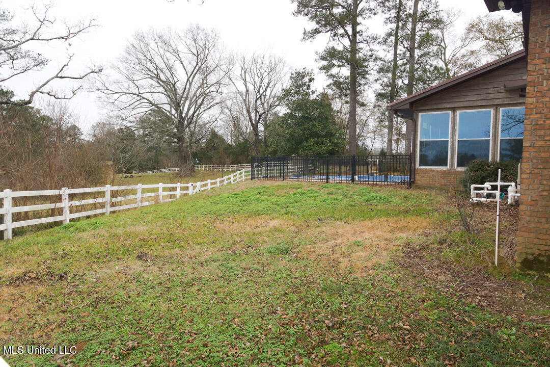 3767 Springridge Road Property Photo 103