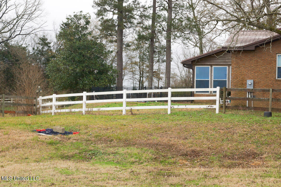 3767 Springridge Road Property Photo 128
