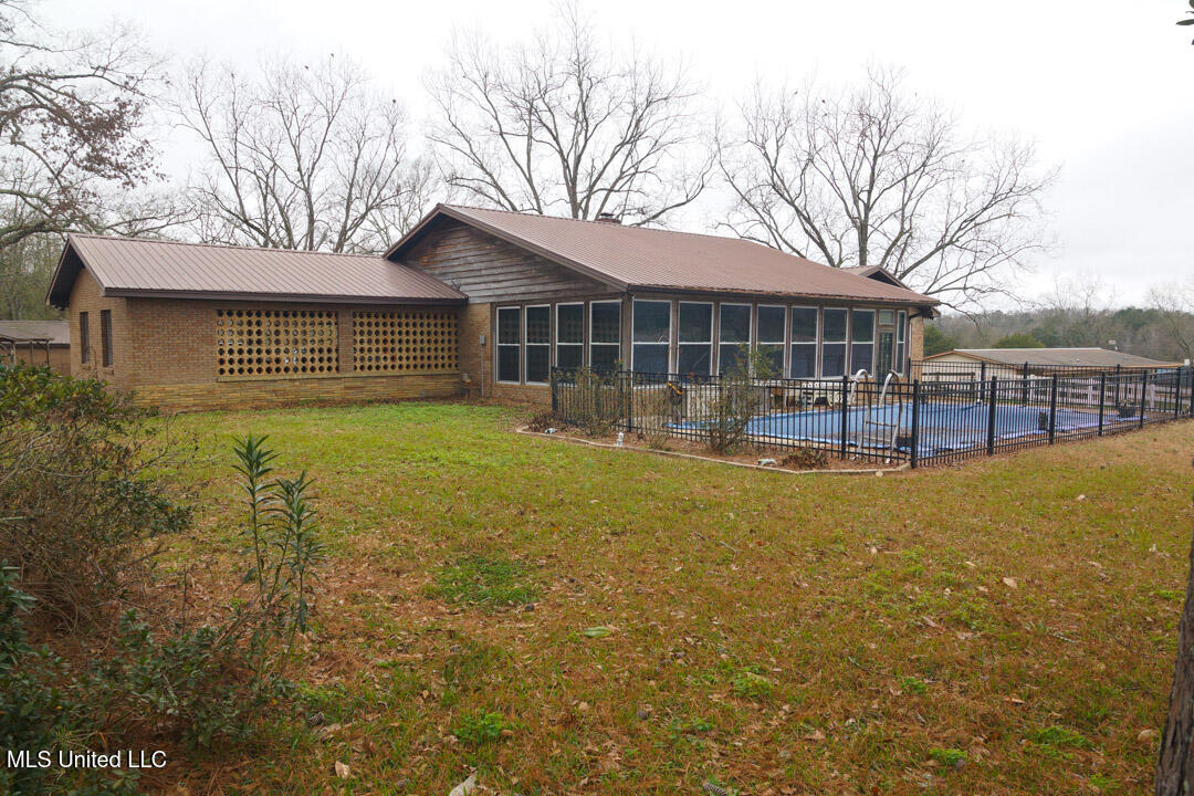 3767 Springridge Road Property Photo 131