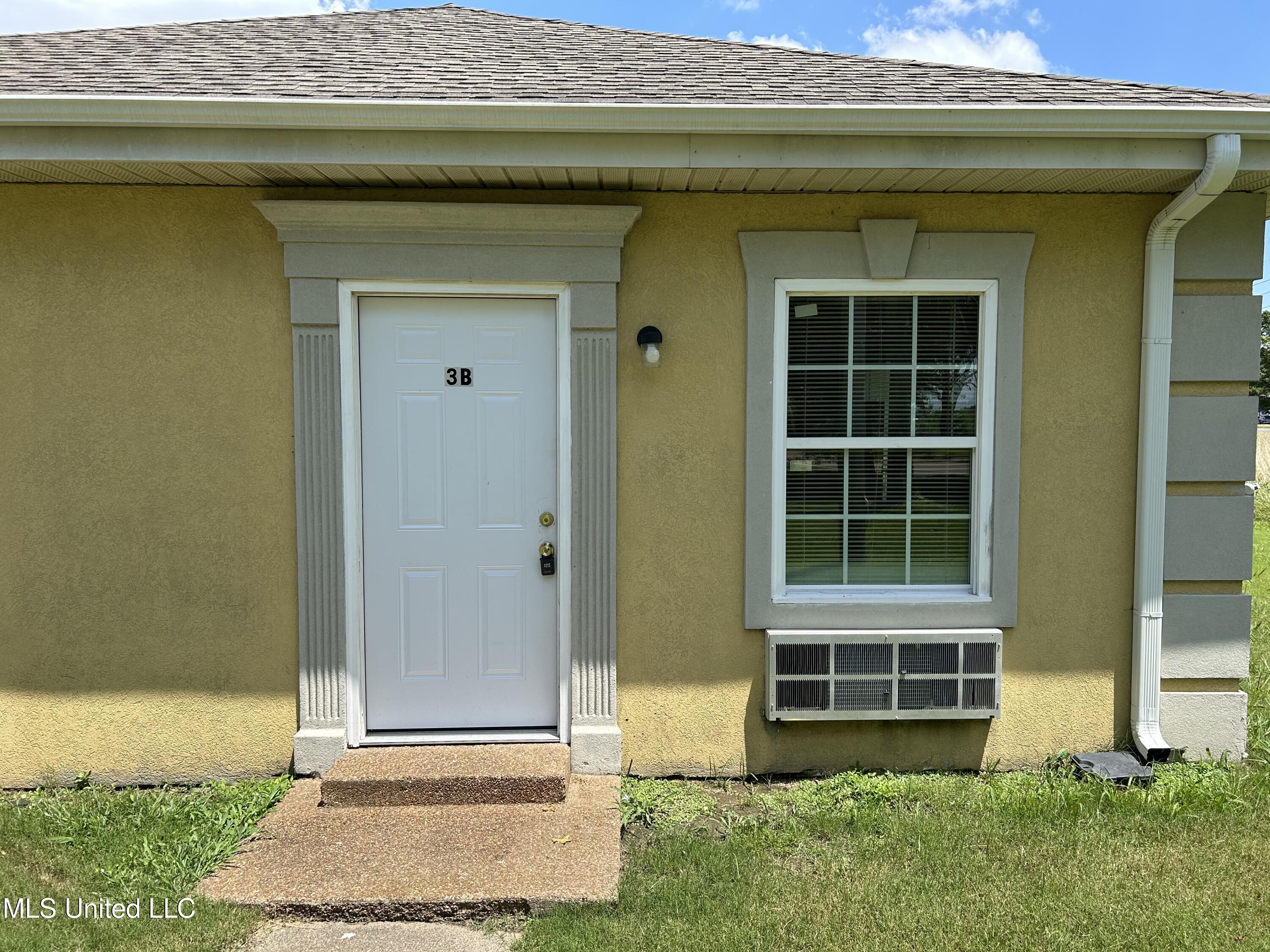 4325 Casino Center Drive Property Photo 1